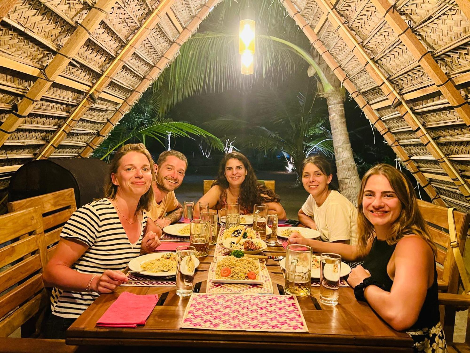 Kingfisher Beach Resort-Yala Kirinda  Ngoại thất bức ảnh