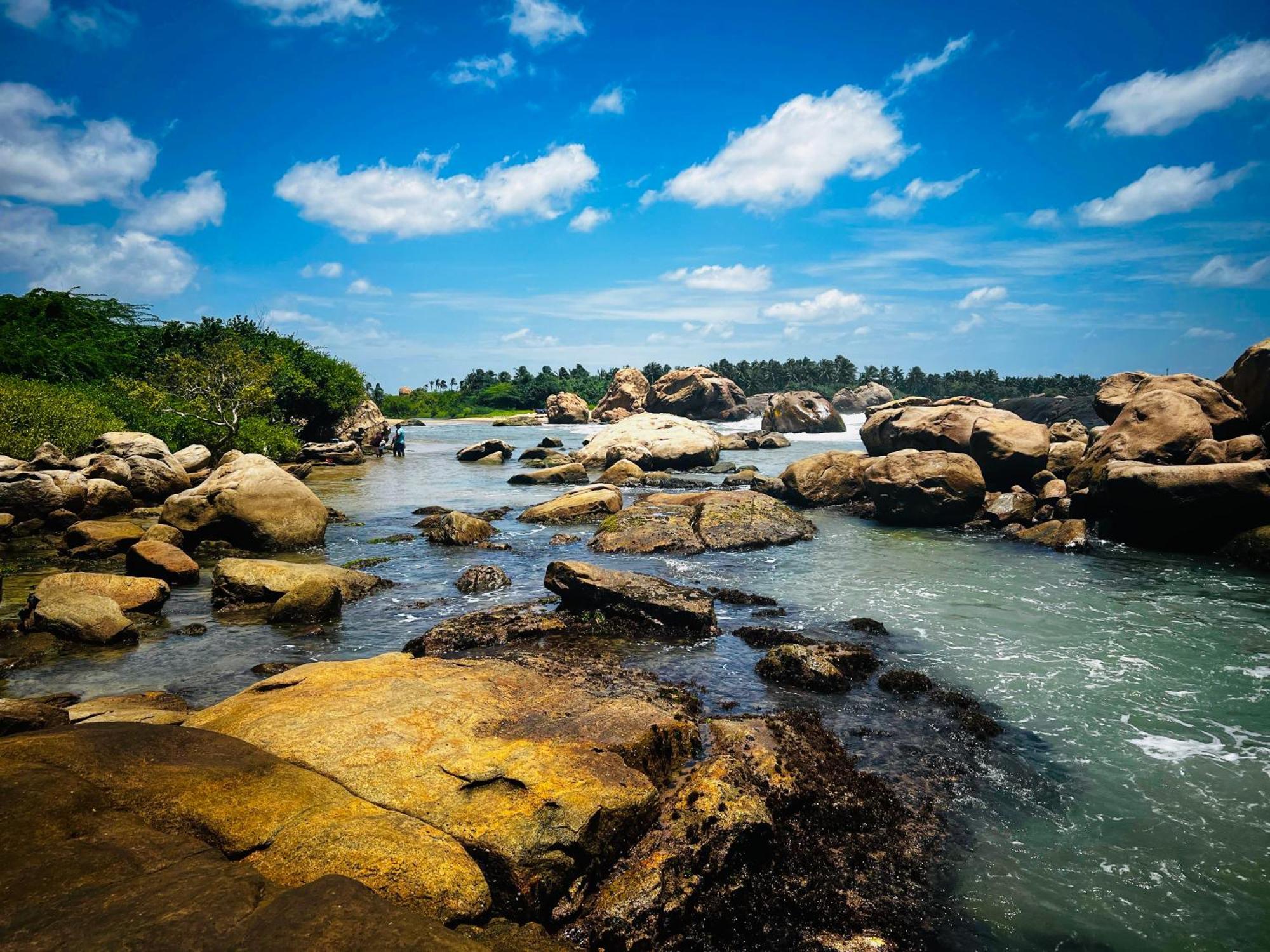 Kingfisher Beach Resort-Yala Kirinda  Ngoại thất bức ảnh